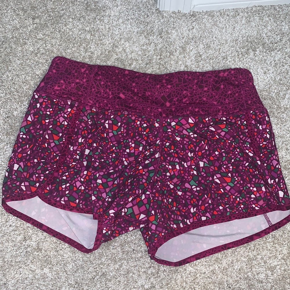 Lululemon patterned shorts!